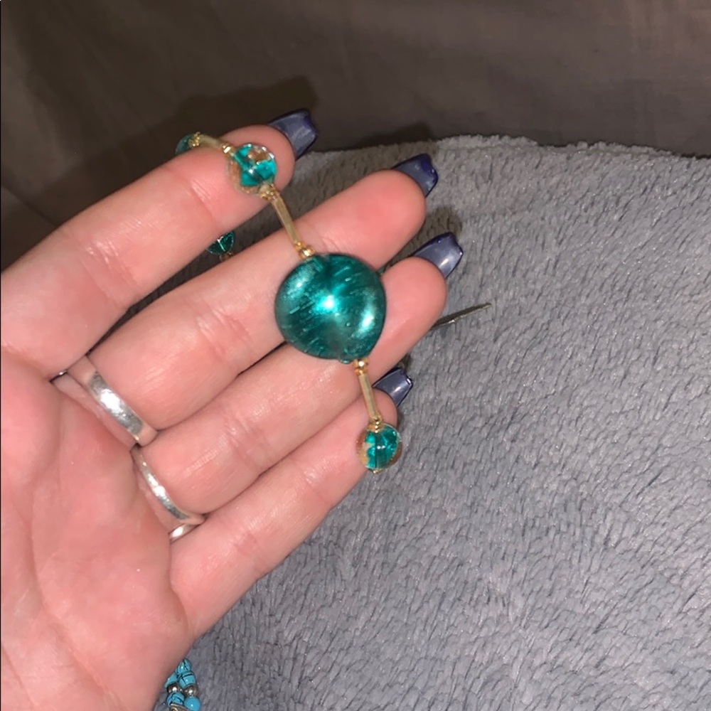 Multiple stackable bracelets - Picture 4 of 6